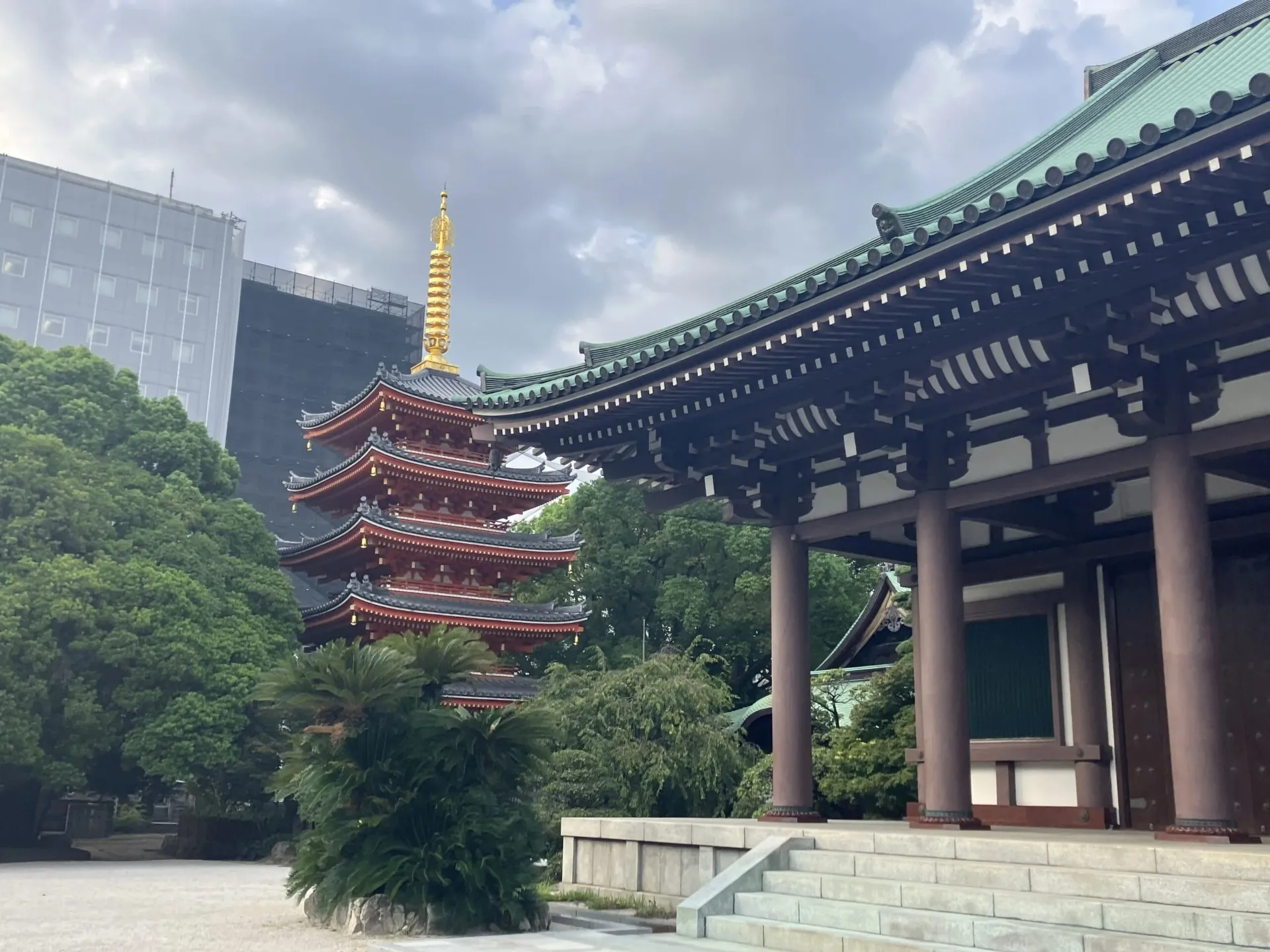 東長寺・福岡大仏