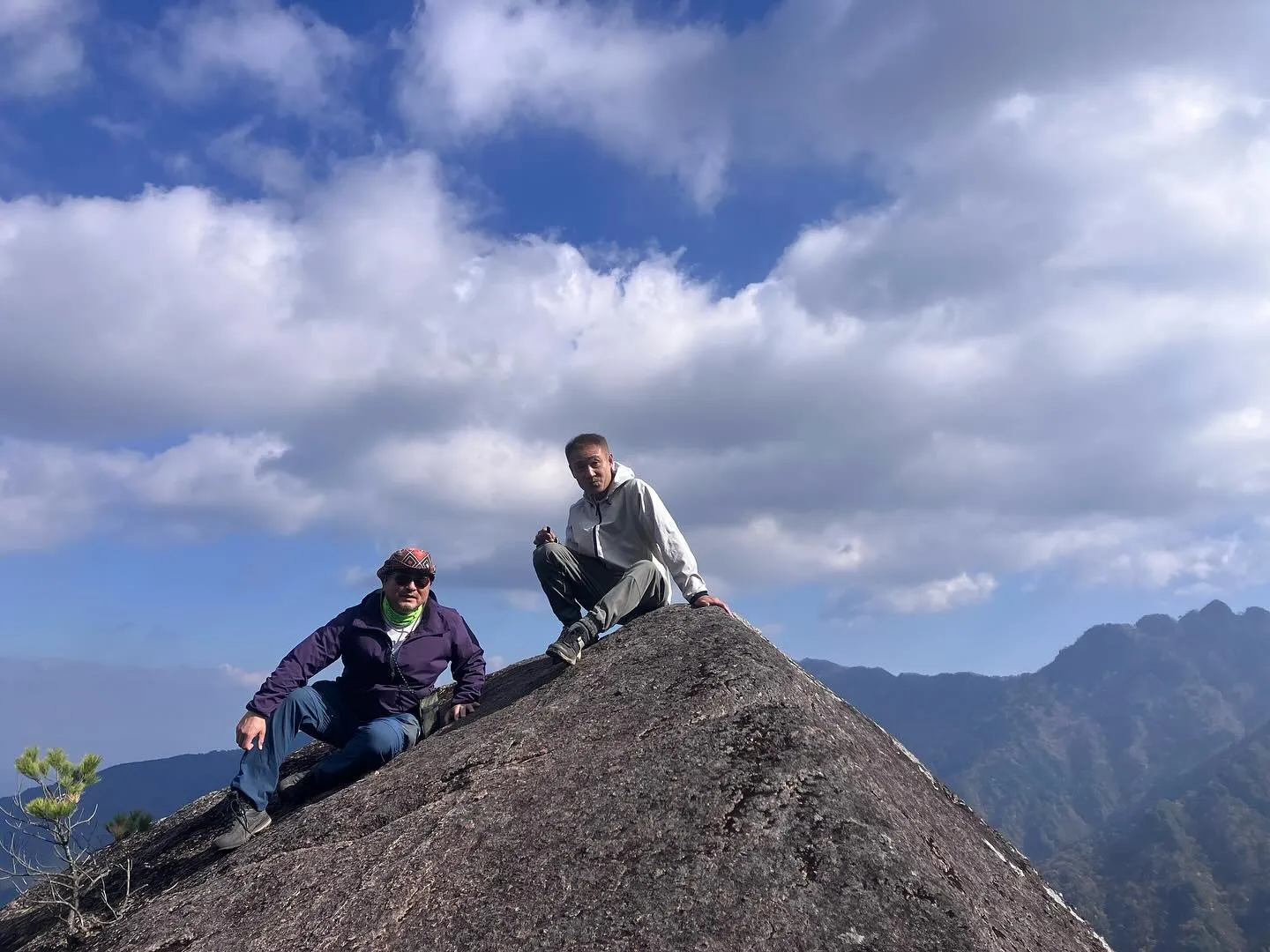 祖母山神掛岩へ国東半島レジェンドの服部さんとハイキング🚶‍➡...