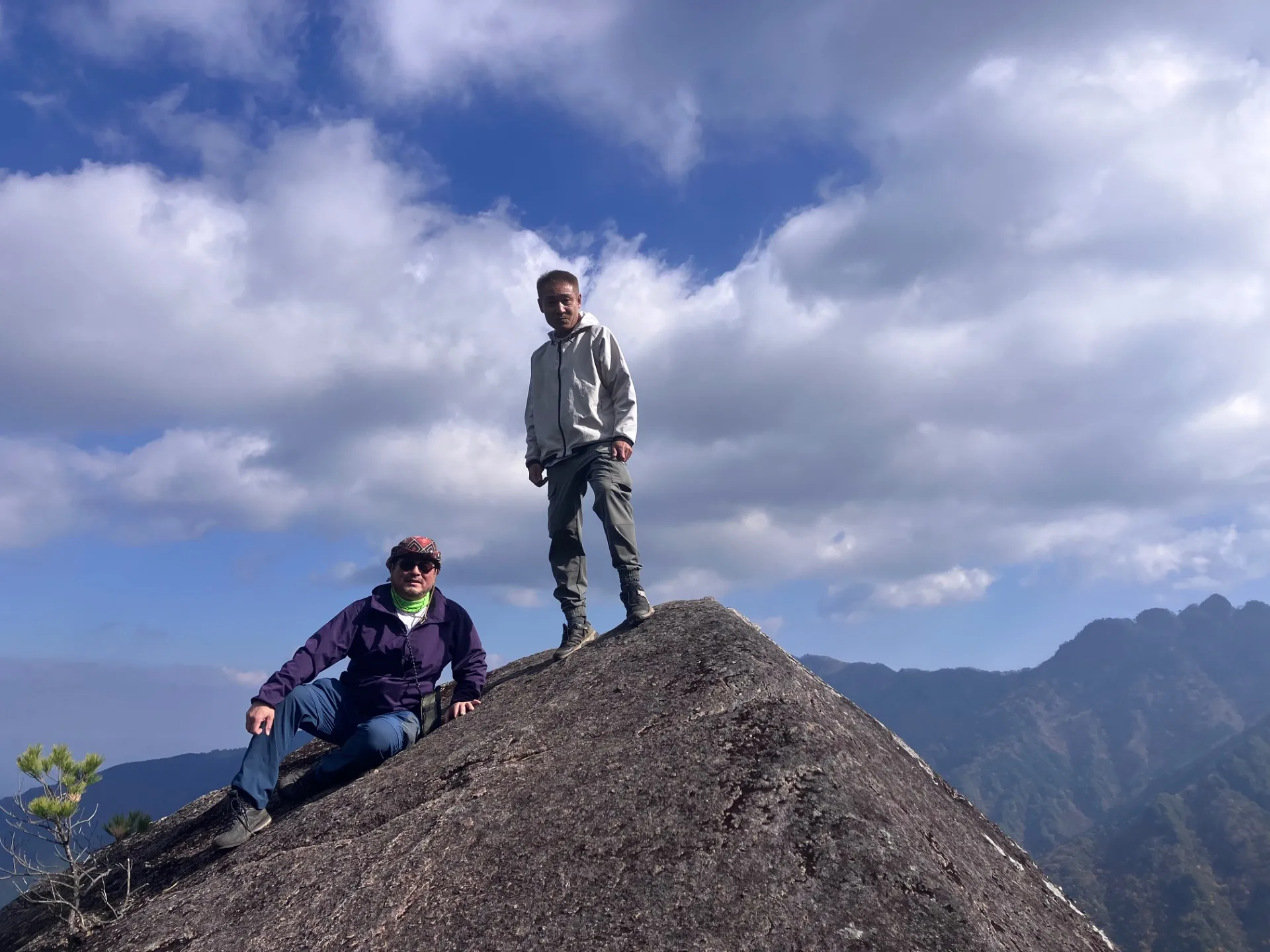 大船山の紅葉をご案内