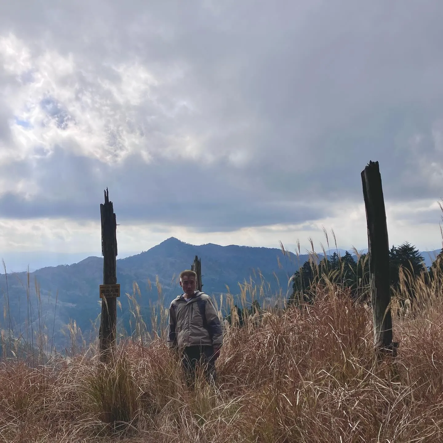 英彦山縦走路解禁で中岳・北岳・南岳を縦走した後は、多くの人で...
