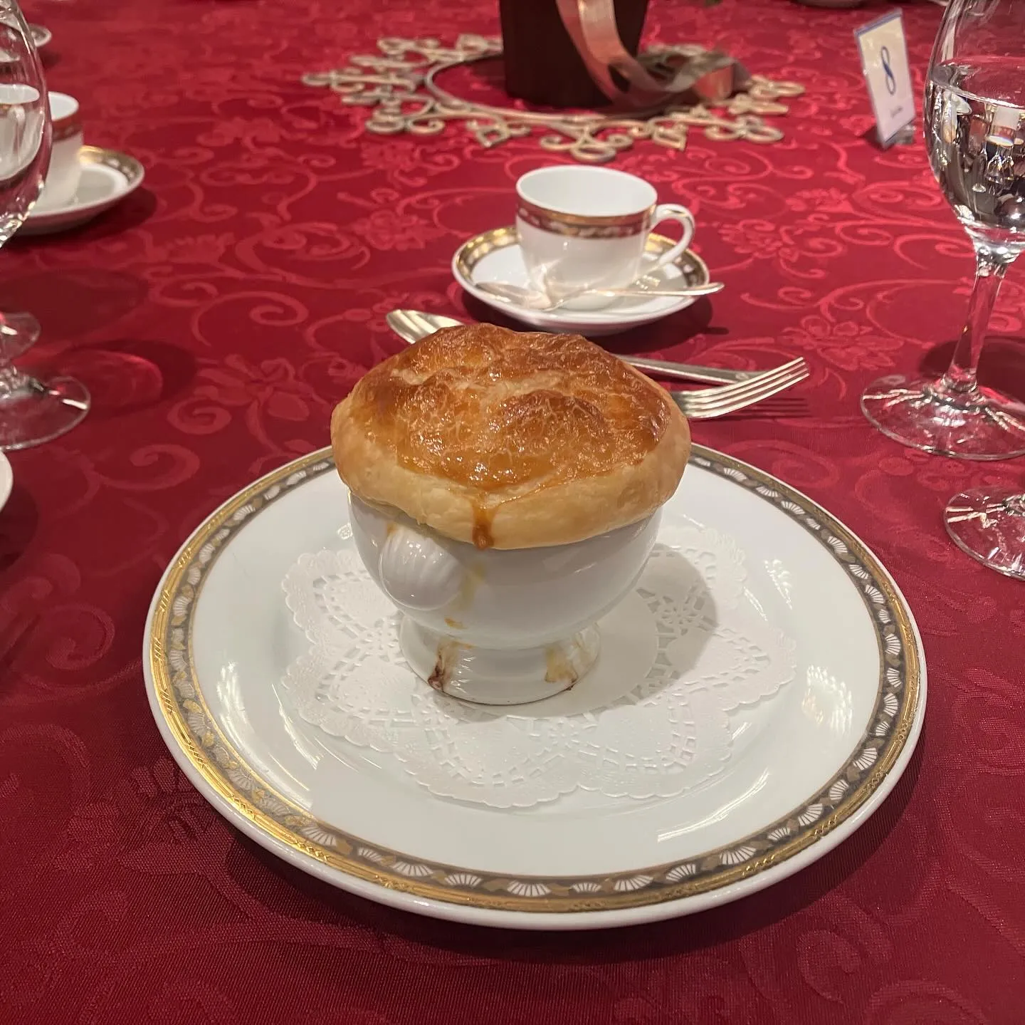 ホテルニューオータニ博多さんのクリスマスディナーショーに来て...