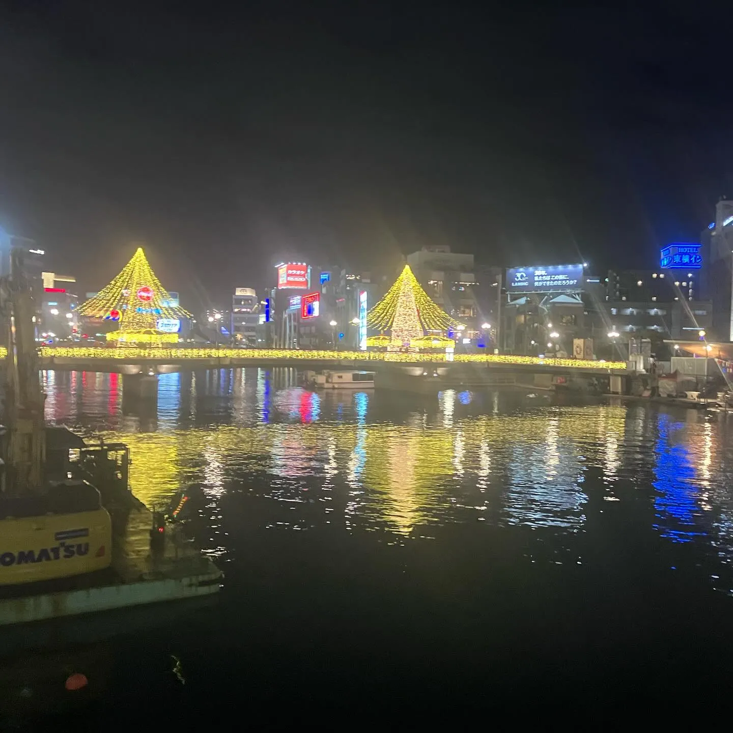九州一の歓楽街 中洲の夜にもクリスマスが近づいて来ましたね✨...