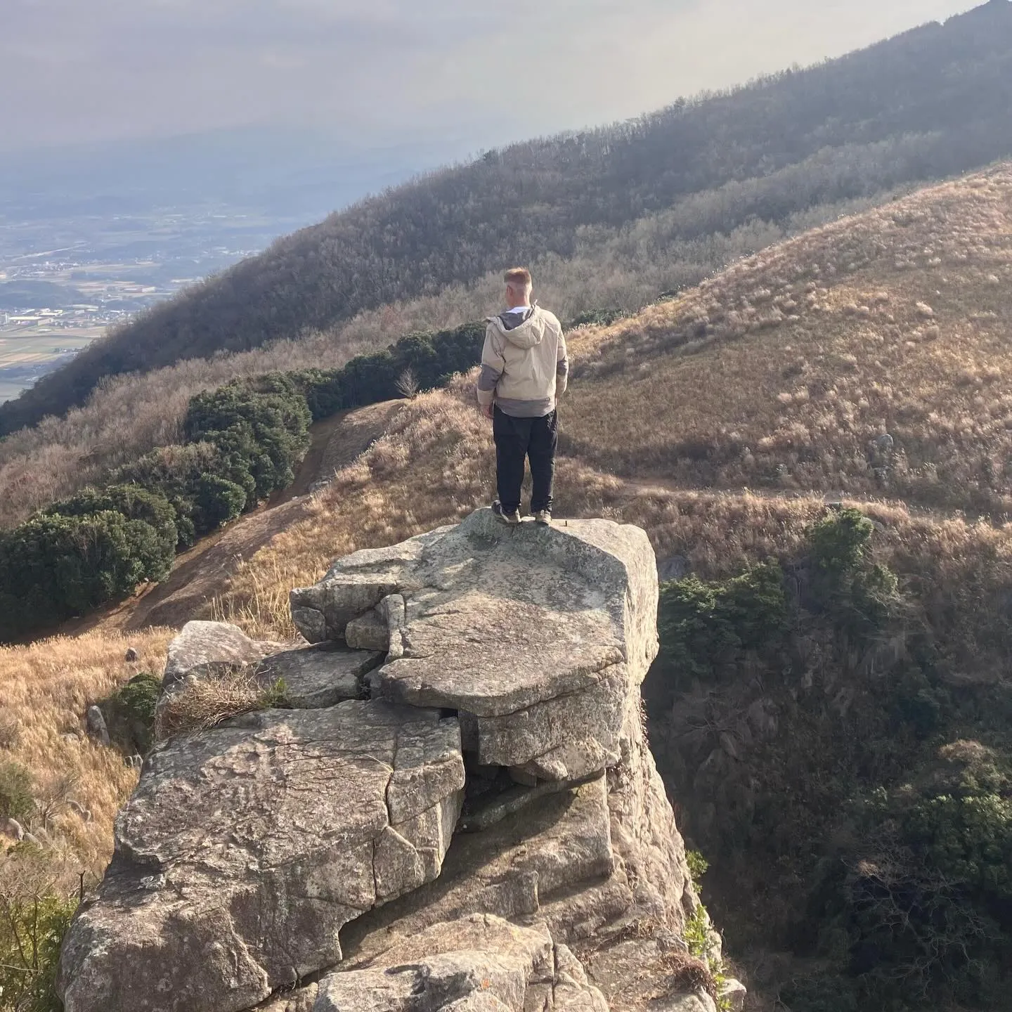 鬼の唐手岩〜滝不動〜広谷台は、平尾台の中で最も好きな場所です...