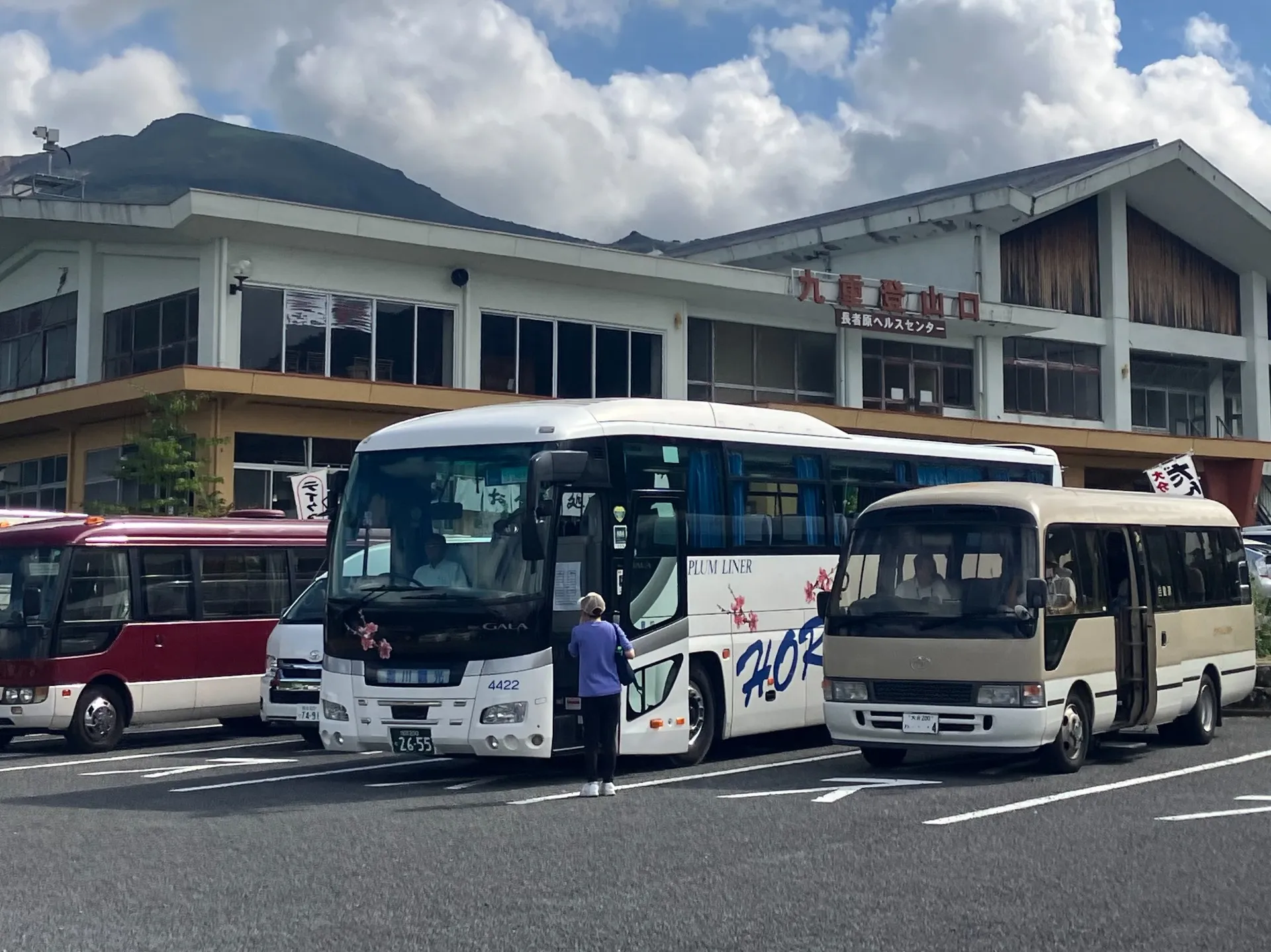 団体様へ貸切バスの旅 お見積りいたします