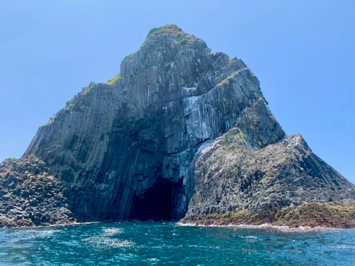 糸島の人気スポット巡り 海鮮ランチ・ガイド付き貸切ハイヤー利用