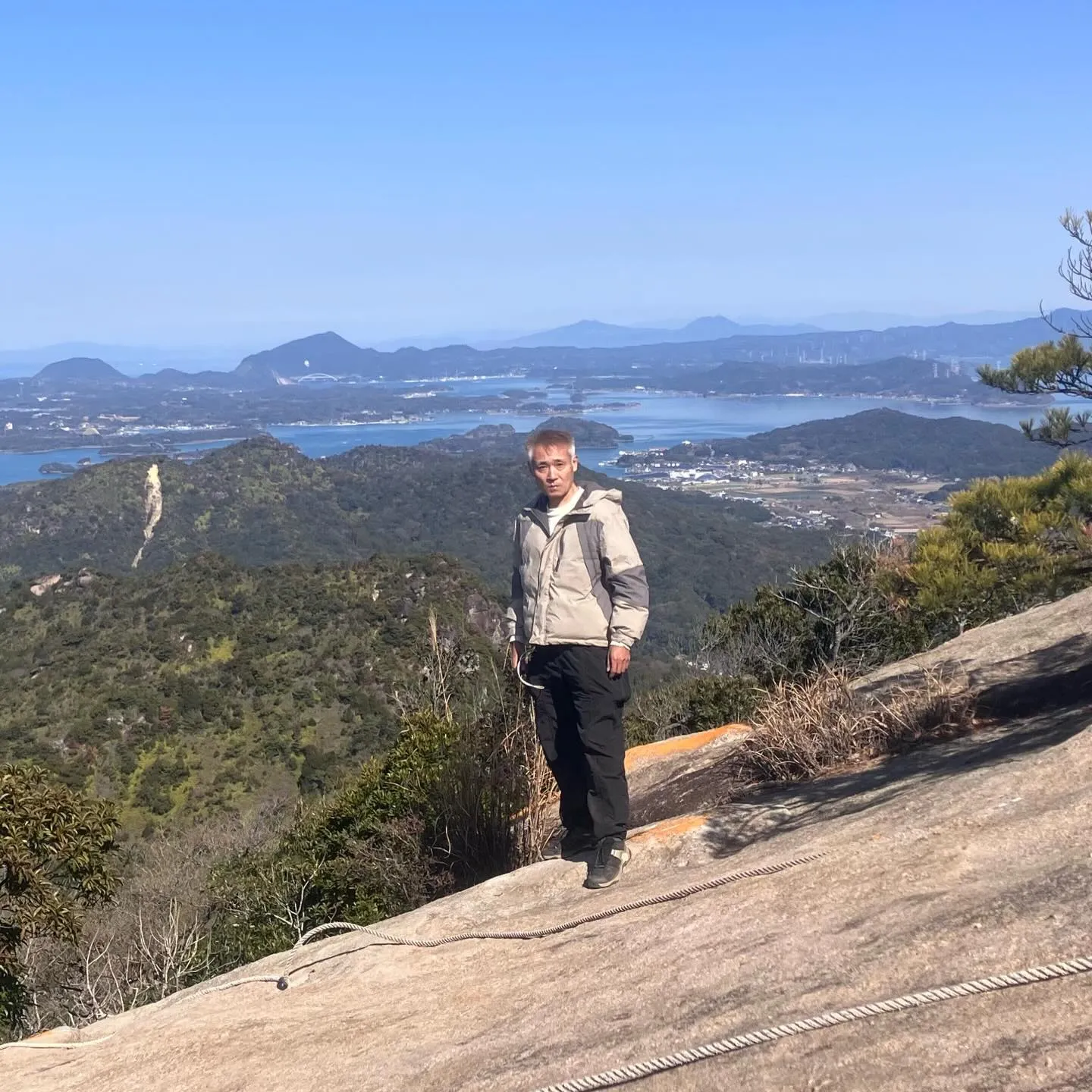 天草の次郎丸嶽山頂から✨