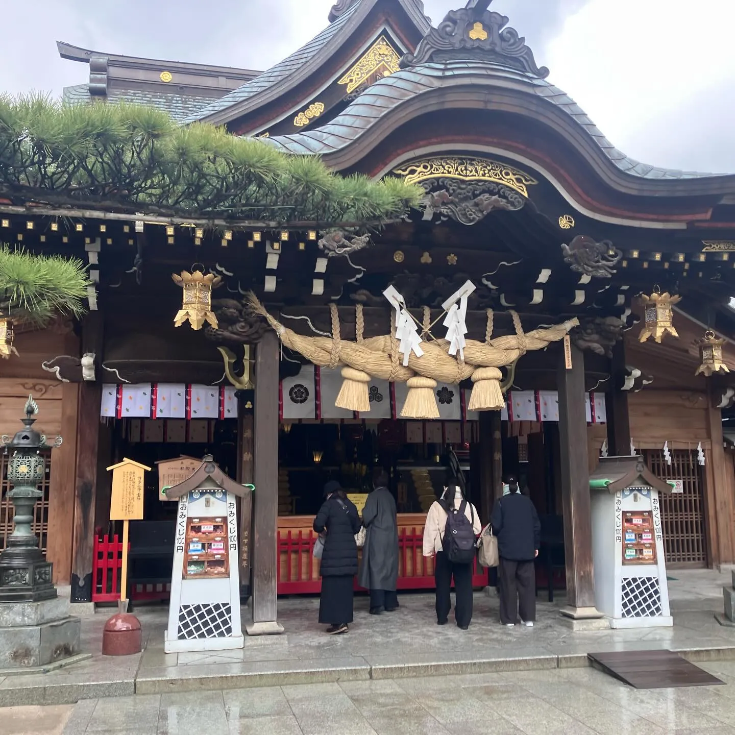 福岡市の博多駅近くの街並みにひっそりと佇む歴史深いお寺巡りに...
