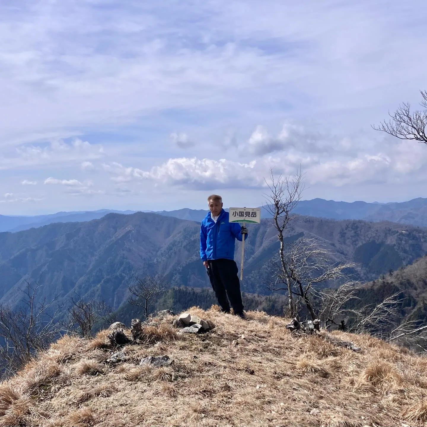 熊本県最高峰、そして九州脊梁の盟主として君臨する山、その魅力...