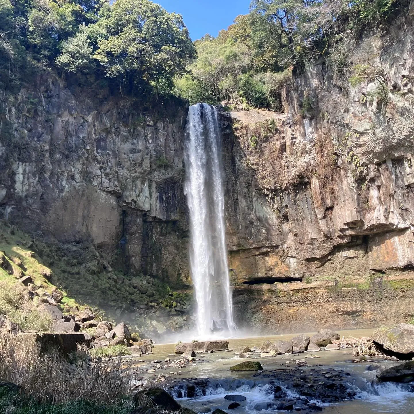🌿 熊本の名所 通潤橋の隣り、五老ヶ滝