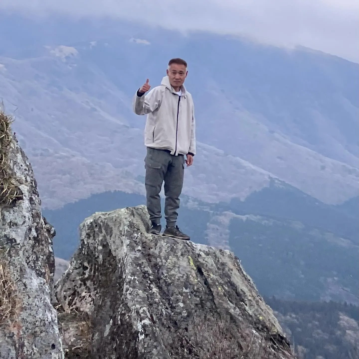 くじゅうの猟師岳にのぼりませんか?