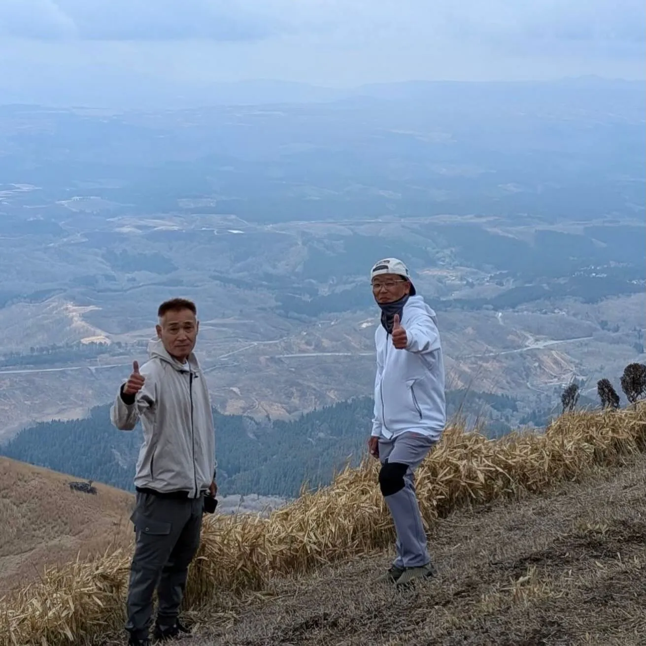 くじゅうの猟師岳にのぼりませんか?