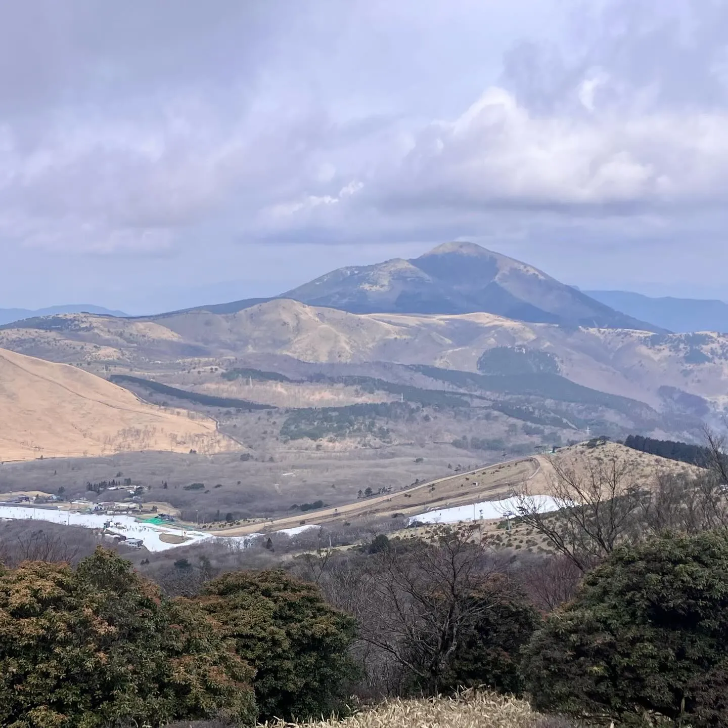 くじゅうの猟師岳にのぼりませんか?
