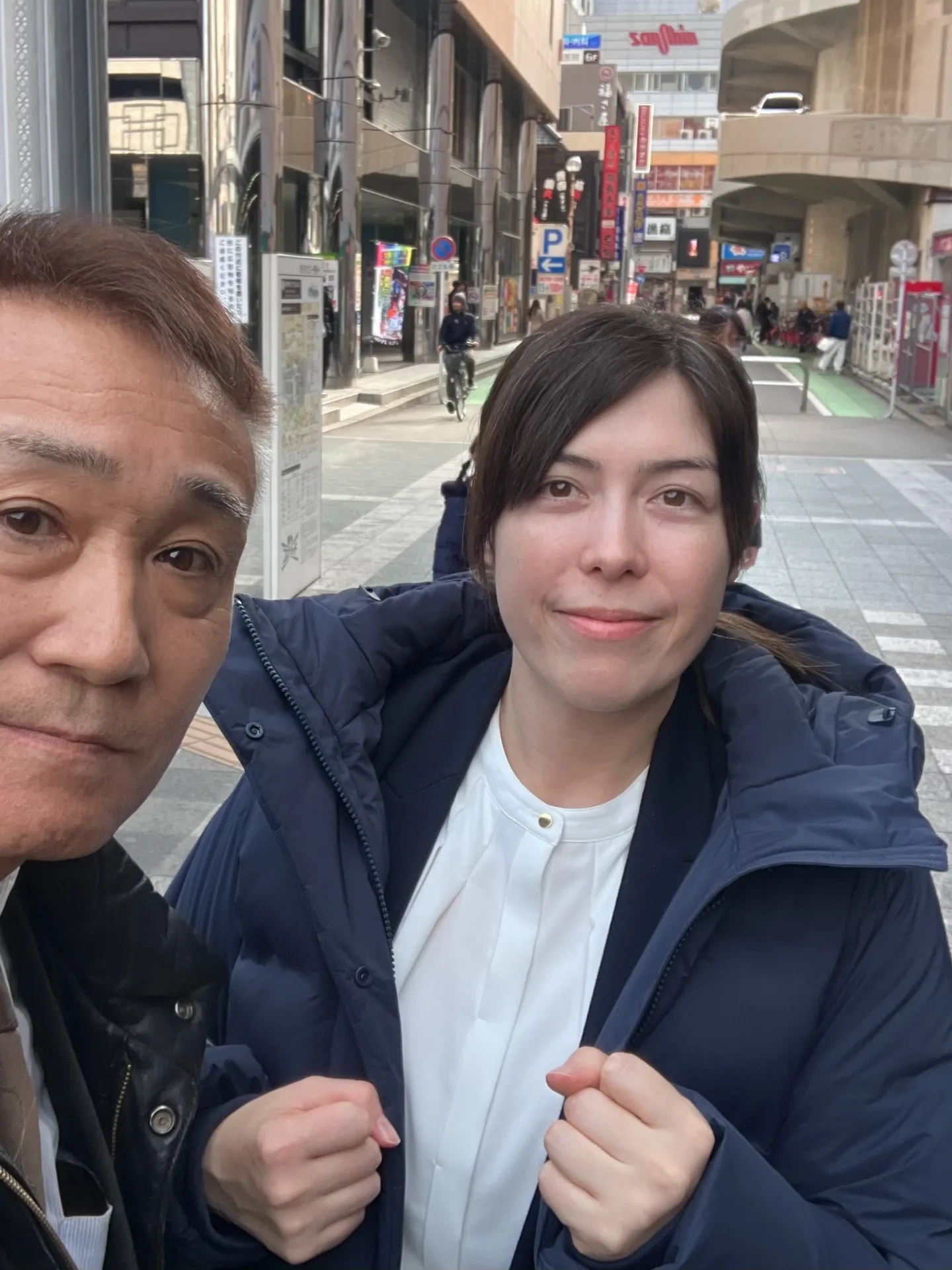 政府・与党要人達をご案内