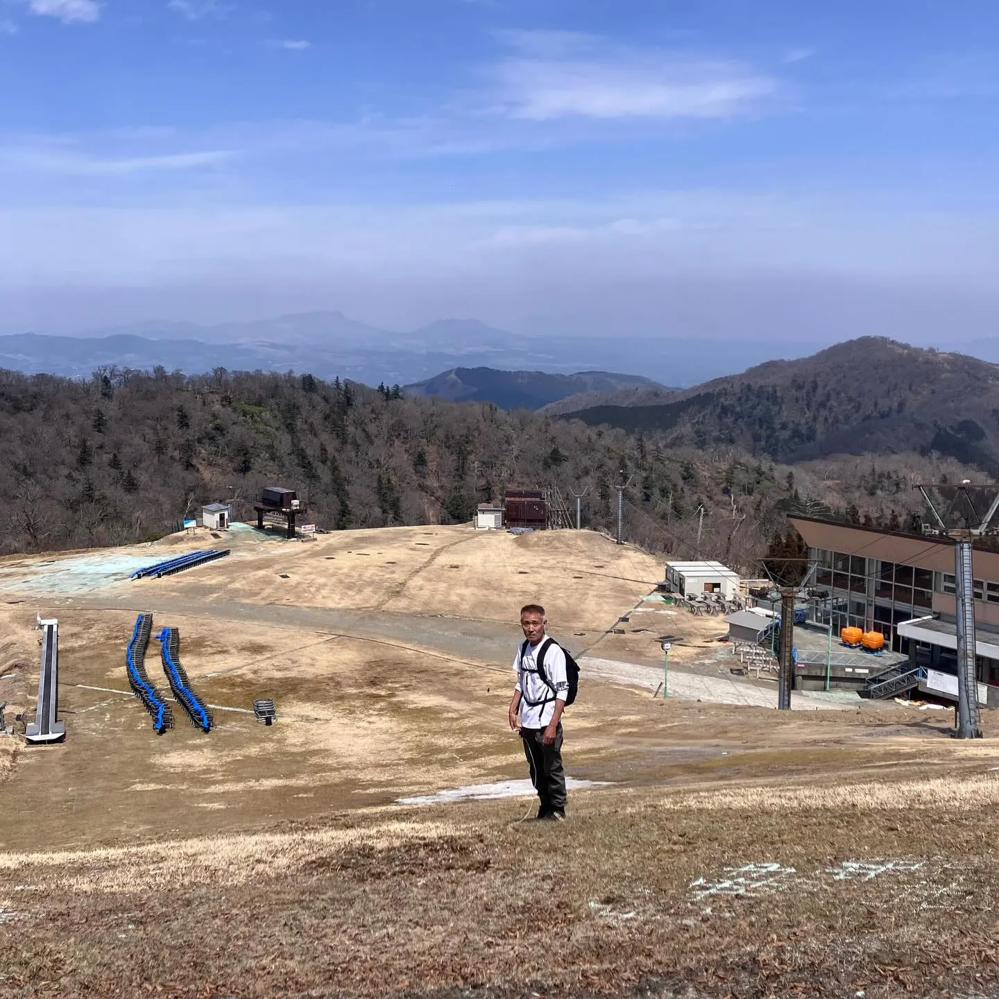 五ヶ瀬ハイランドスキー場は、九州最南端に位置する標高1,60...