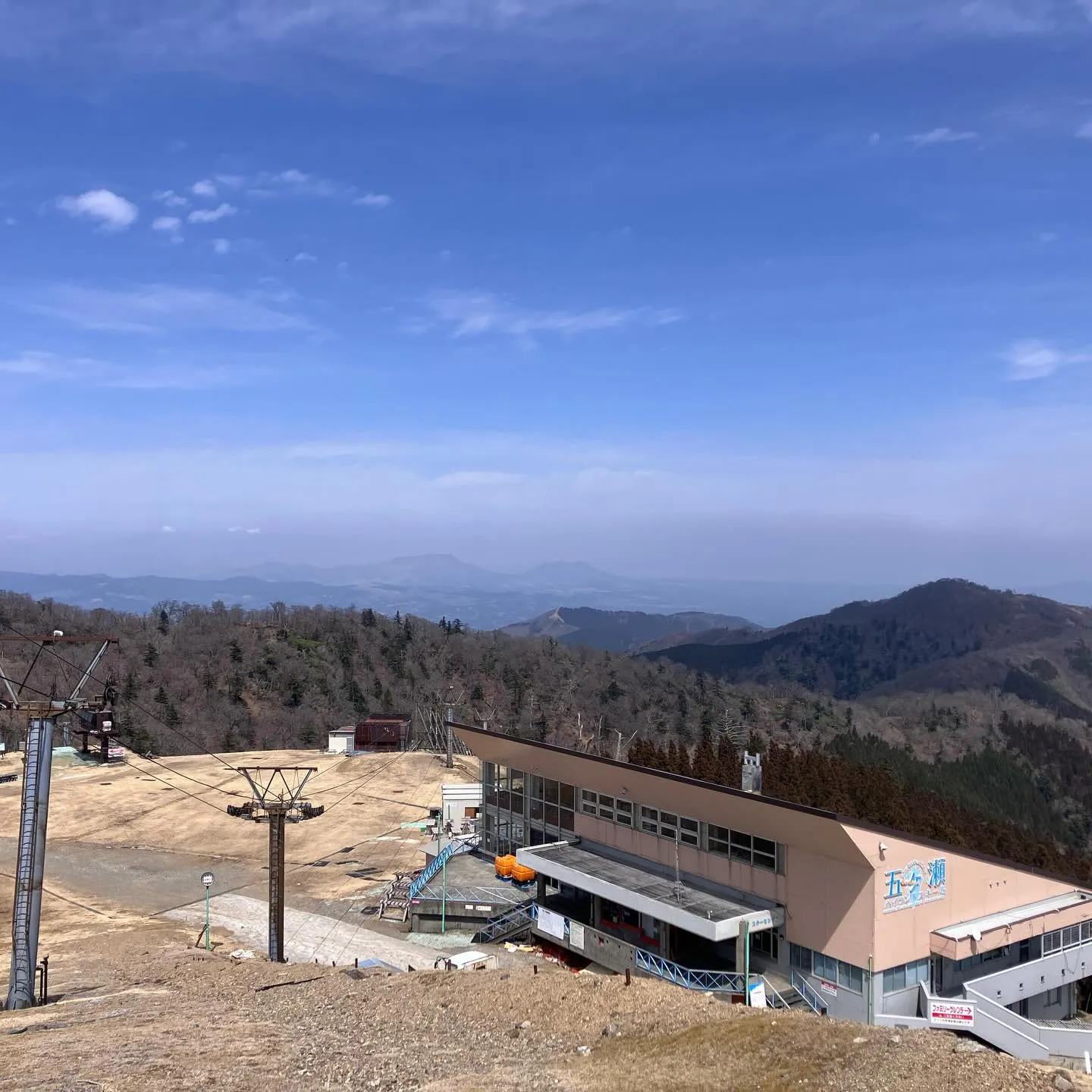 五ヶ瀬ハイランドスキー場は、九州最南端に位置する標高1,60...