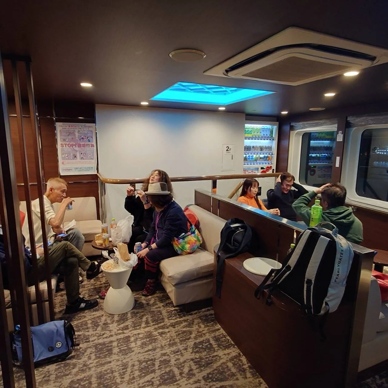 旅好きな仲間達8人で五島列島の宇久島へ🛳️