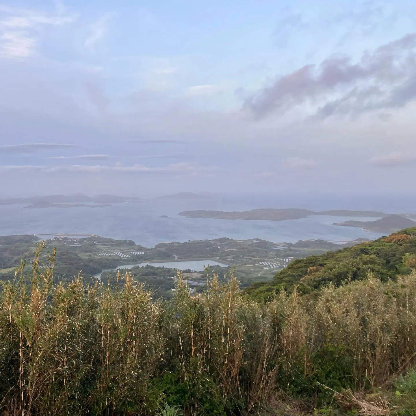 五島列島宇久島に早朝4時に到着後、少し休して宇久島最高峰の城...