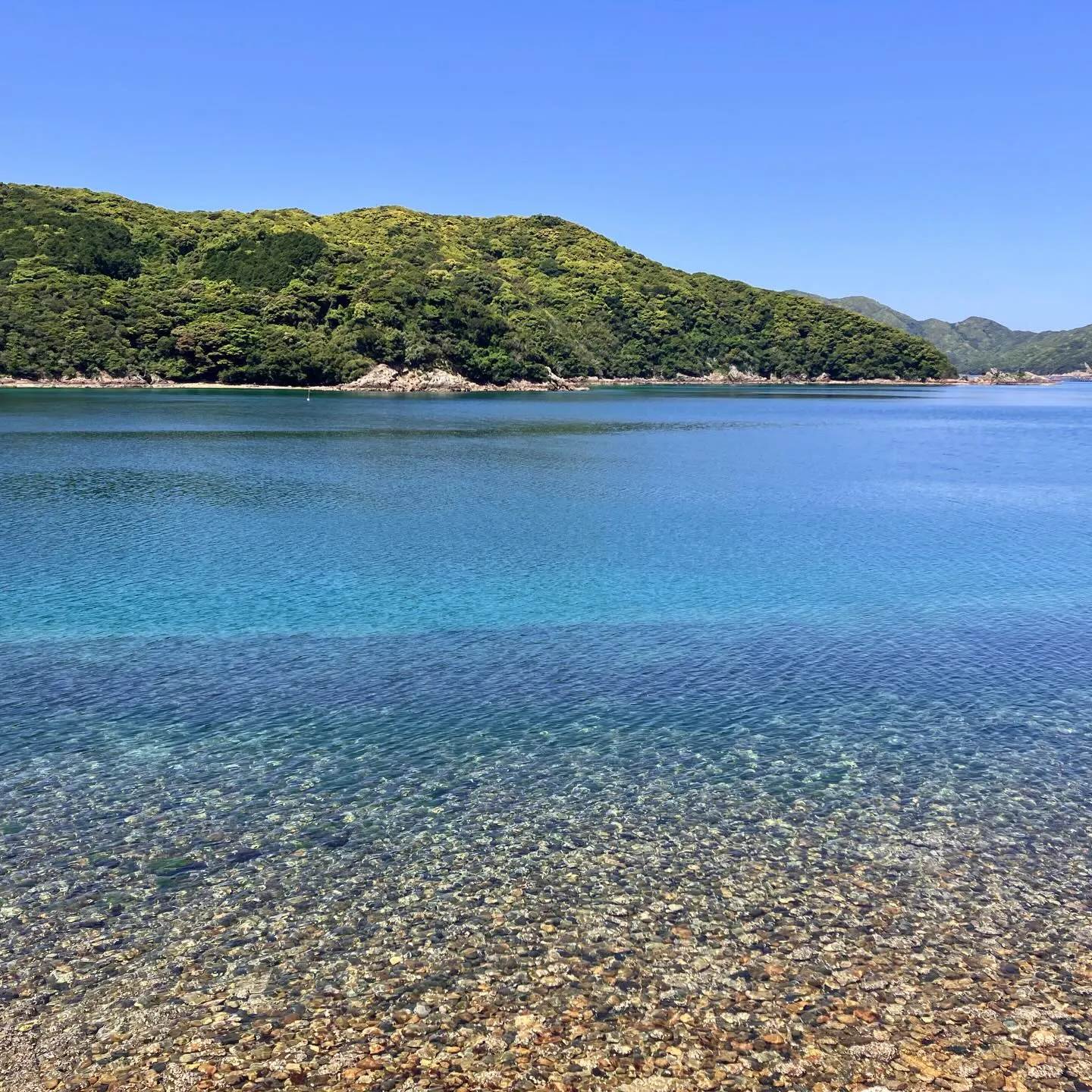 エメラルドグリーンの絶景🌊