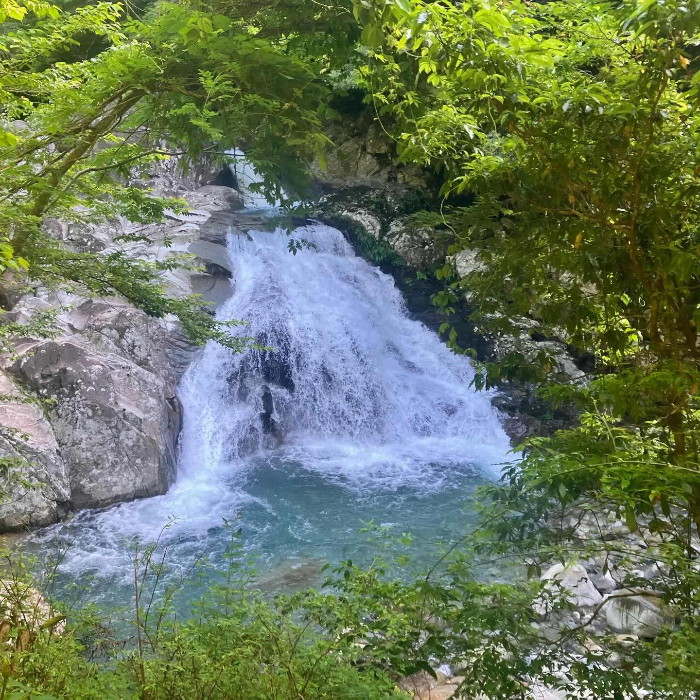 宮崎県西都市の尾鈴山瀑布群✨