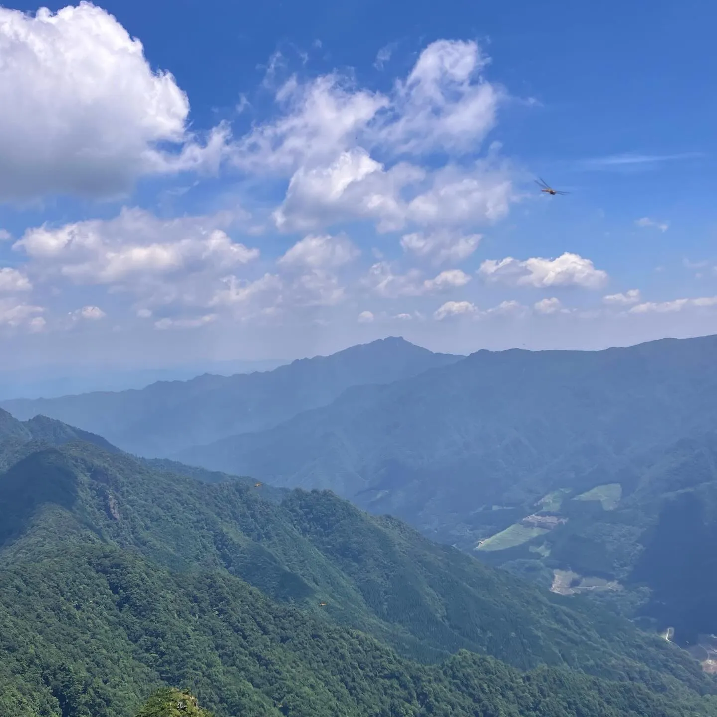 神武天皇の祖母 豊玉姫を祀っている事が山名の由来となっている...