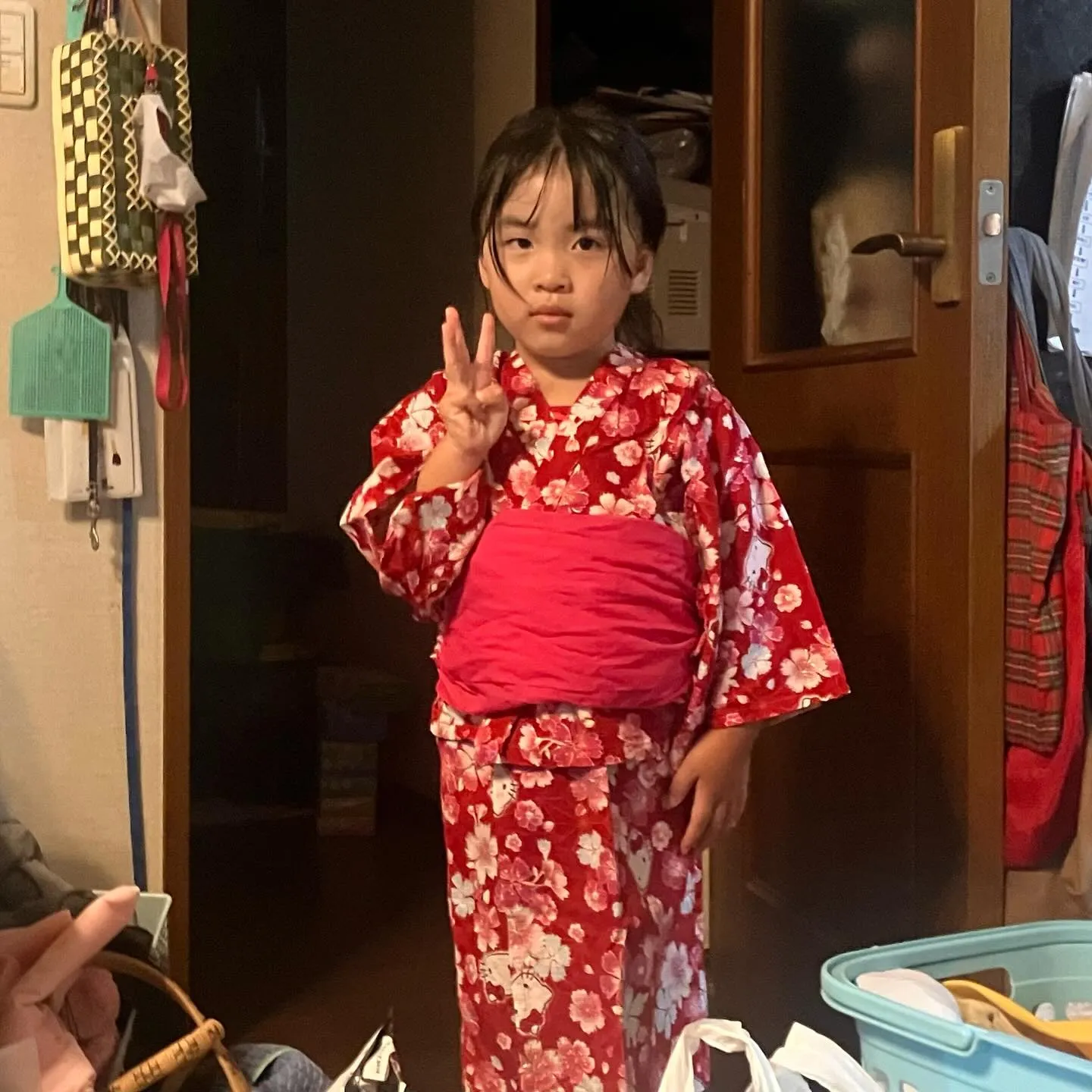 久し振りに家に帰ってくると孫の澪ちゃんは、スイカ大喰い魔王に...