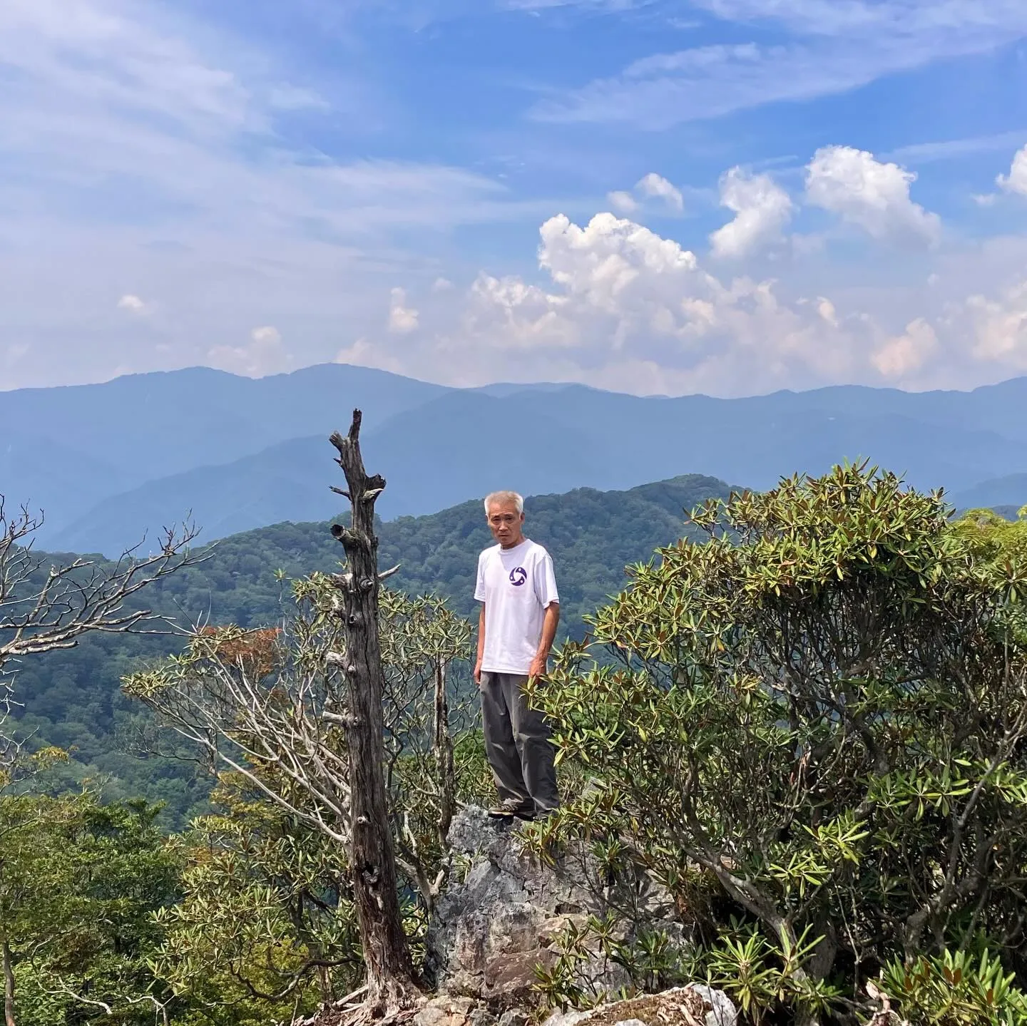 九州脊梁山地の名峰 扇山 1,662m⛰️