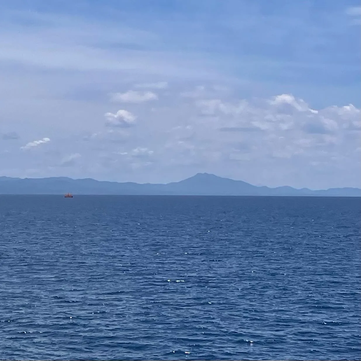 鹿児島県の国境の島 甑島、串木野新港からフェリーで🛳️