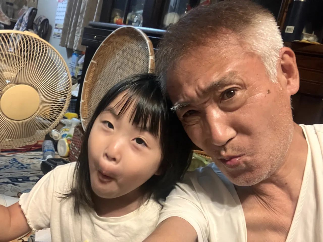 久し振りに家に帰ると、いつも孫の澪ちゃんが待っていてくれます...