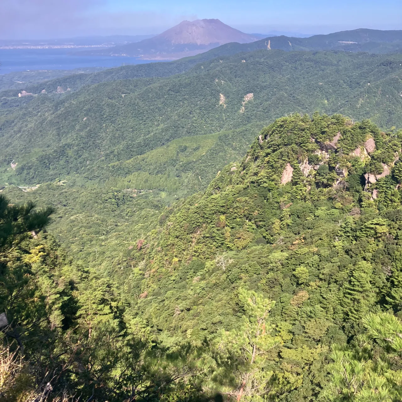 鹿児島県の大隅半島に聳える刀剣山⚔️