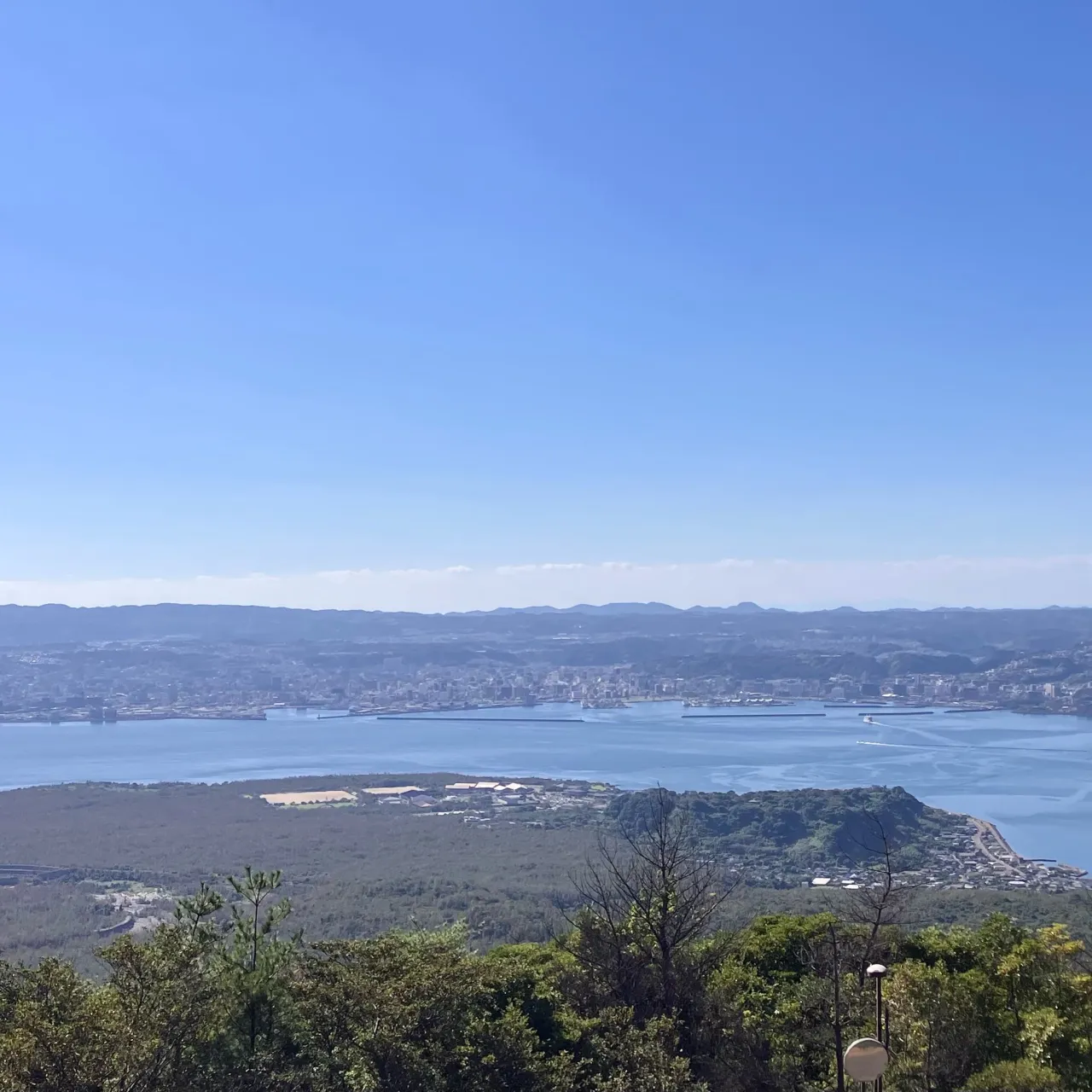 鹿児島最後の締めは、当然...桜島を見上げる湯之平✨🌋
