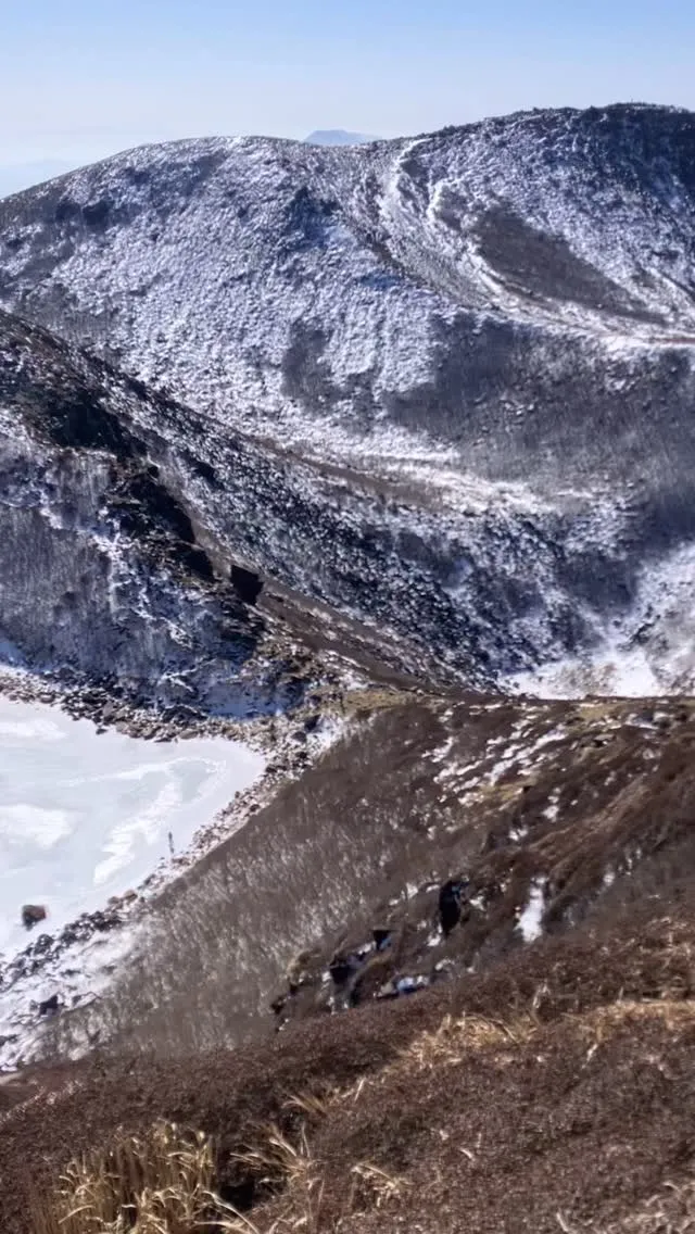 くじゅう天狗ヶ城、標高1,780mから👺