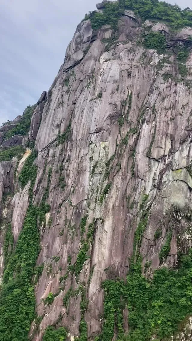 九州最後の秘境と呼ばれる大崩山 袖ダキ展望所からの大絶景をお...