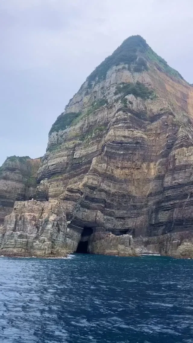 鹿児島県の離島 甑島 断崖クルーズ🛥️🏝️
